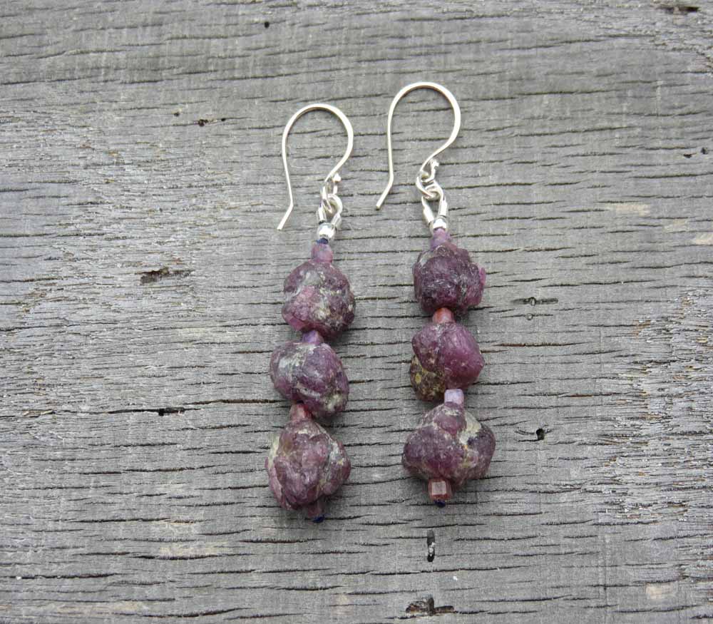 Hat trick - Ruby Stack Earrings Med/Long